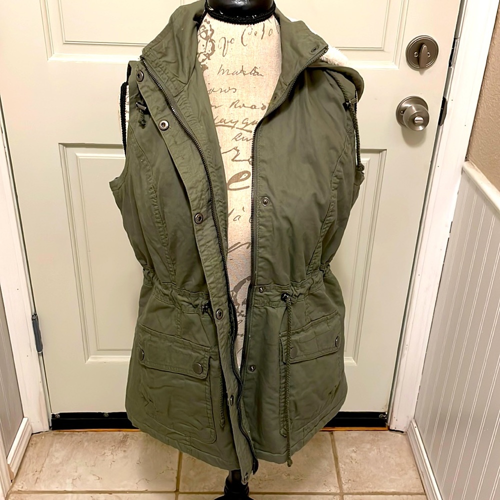 New Look hoodie vest